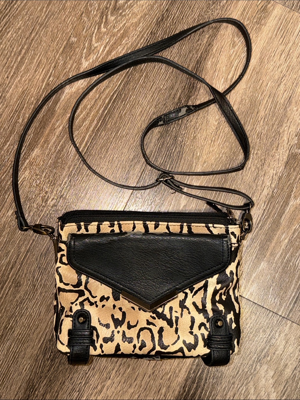 Jessica Simpson Tan and Black Leopard Crossbody Bag